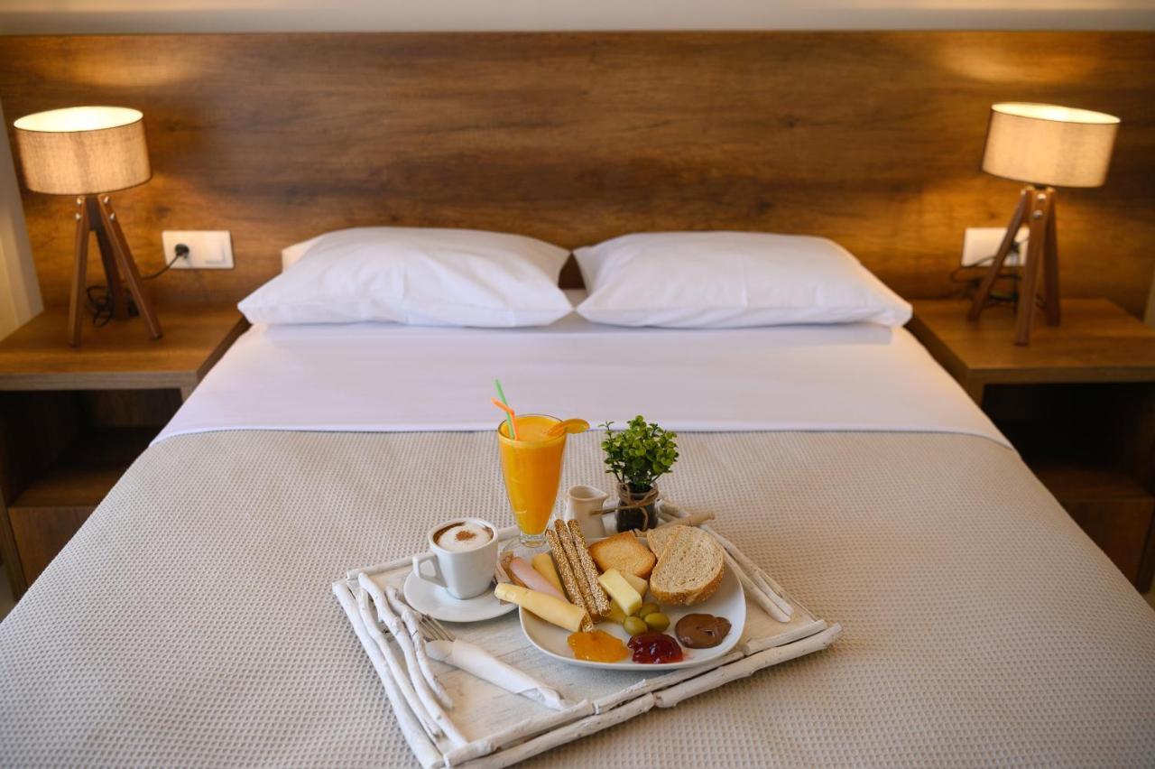 Olympic Hotel Moírai Zewnętrze zdjęcie