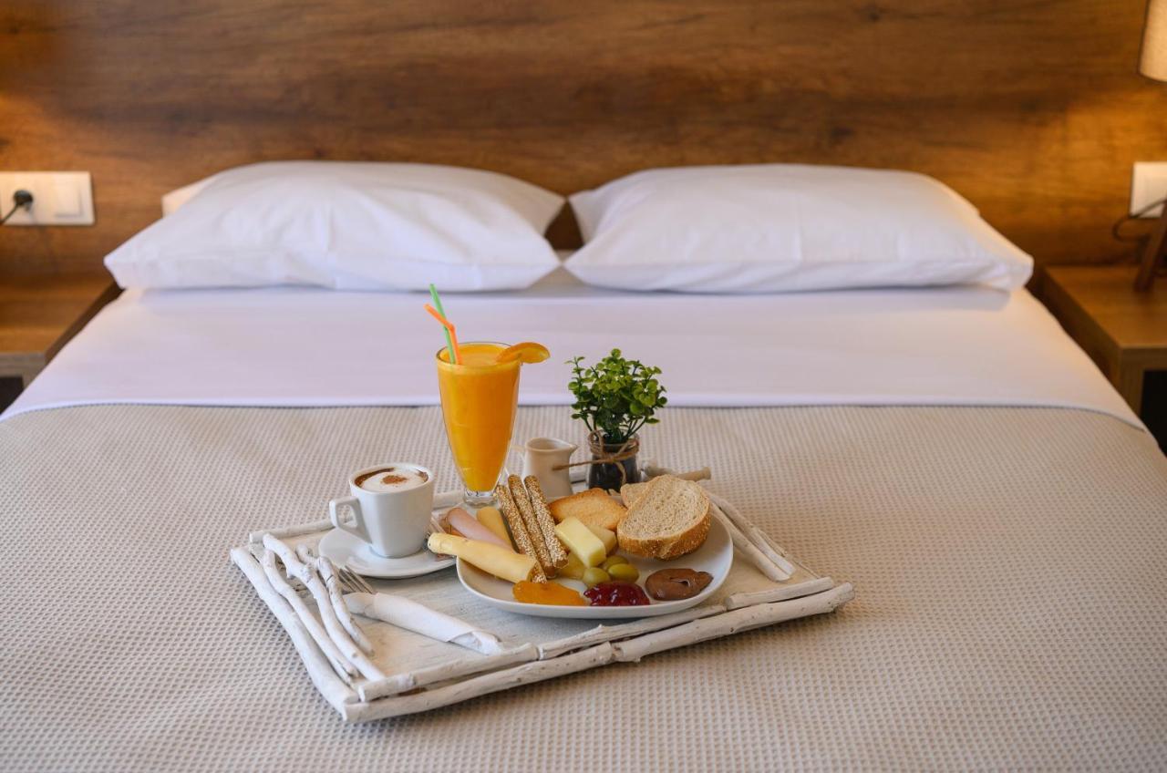 Olympic Hotel Moírai Zewnętrze zdjęcie